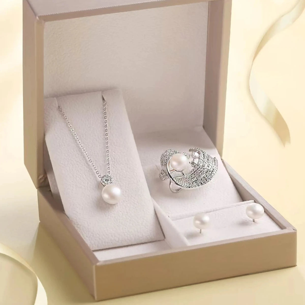 Stellar Elegance - édesvízi gyöngy ékszerszett - Lustra Bella - Gyöngy ékszer szettek